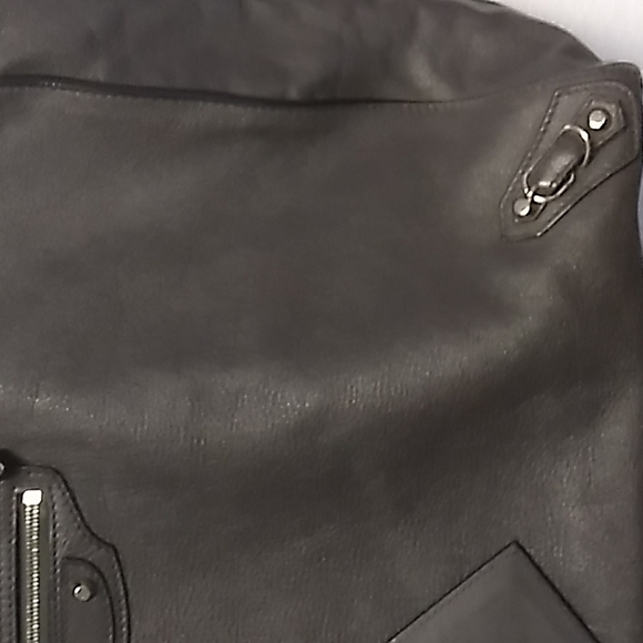 Authentic BALENCIAGA Papier A6 zip around tote in dark gray with mirror. - Picture 13 of 16